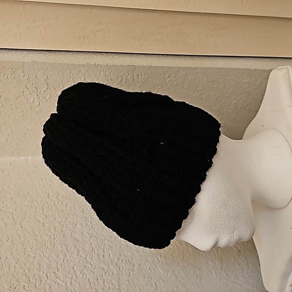 Hand made knit crochet hat - Picture 4 of 4